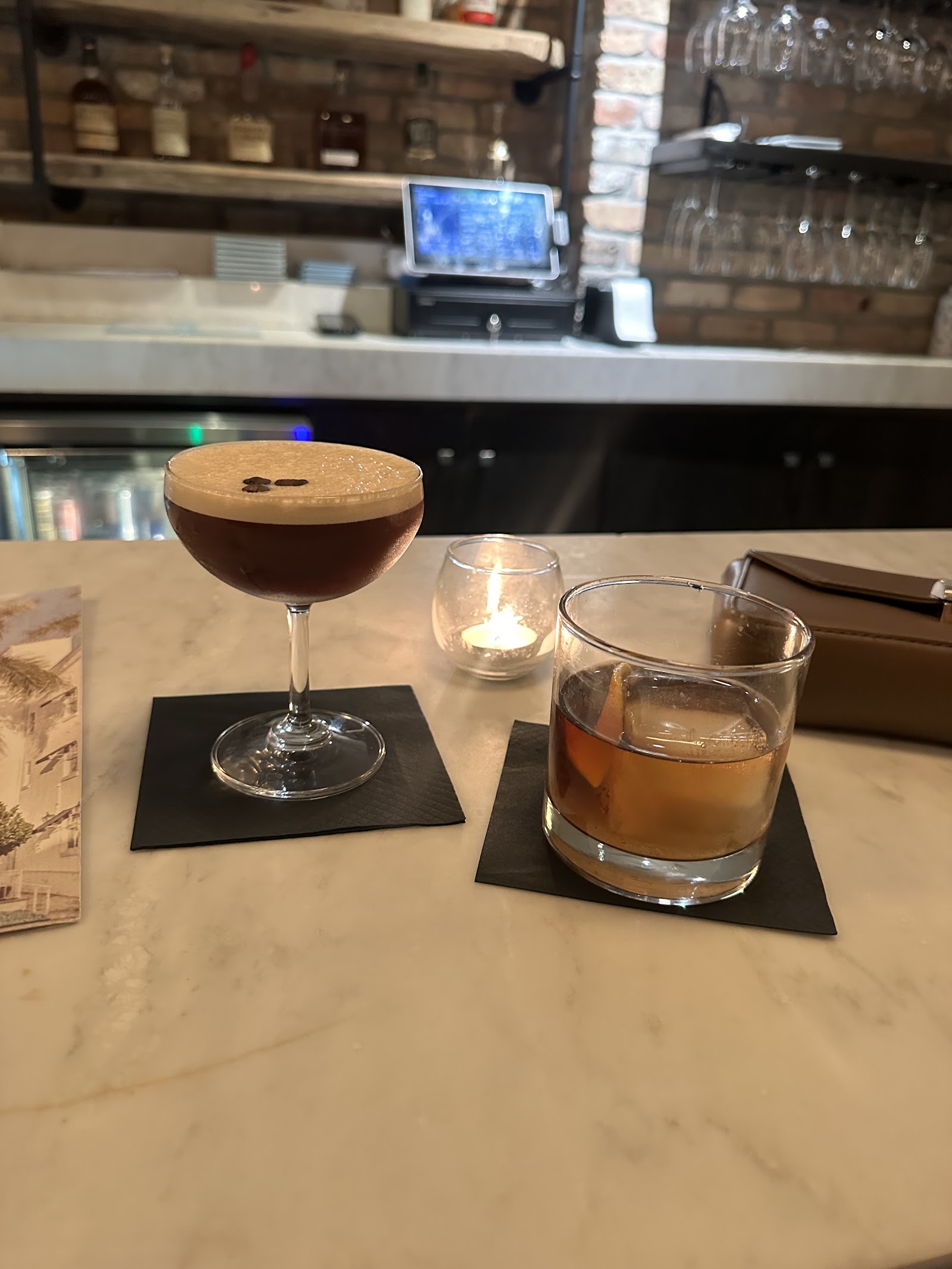 Honey’s on Collins — photo 4